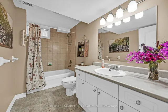 Additional image 38 of 22 Timothy Pl