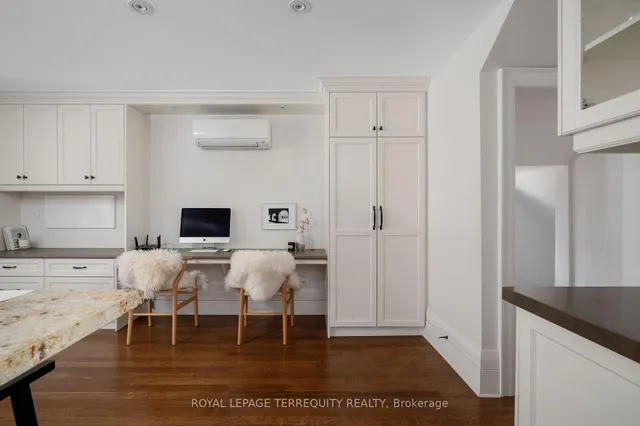 Additional image 28 of 489 Glenlake Ave