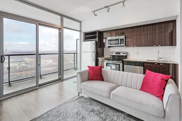 Additional image 15 of 105 The Queensway St