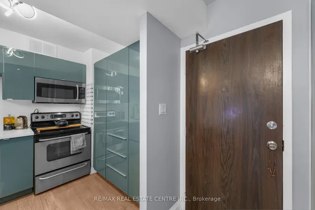 Additional image 4 of 455 Sentinel Rd Unit 404