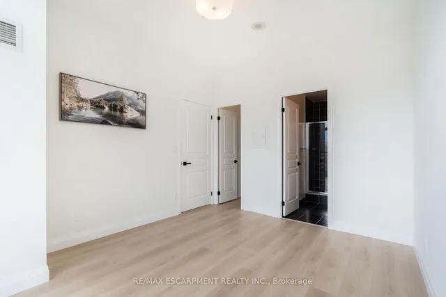 Additional image 16 of 2230 Lake shore Blvd Unit 303