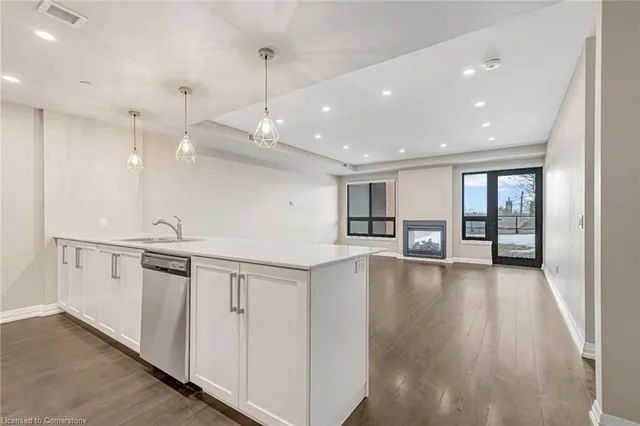 Additional image 7 of 181 James St Unit 306