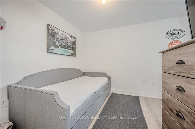 Additional image 25 of 26 Gibbs Rd Unit 926