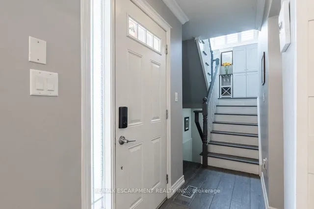 Additional image 4 of 74 Edenrock Dr