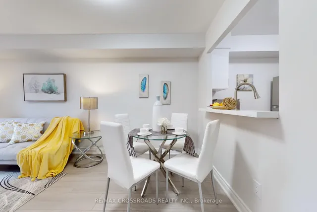 Additional image 19 of 18 Sommerset Way Unit 310