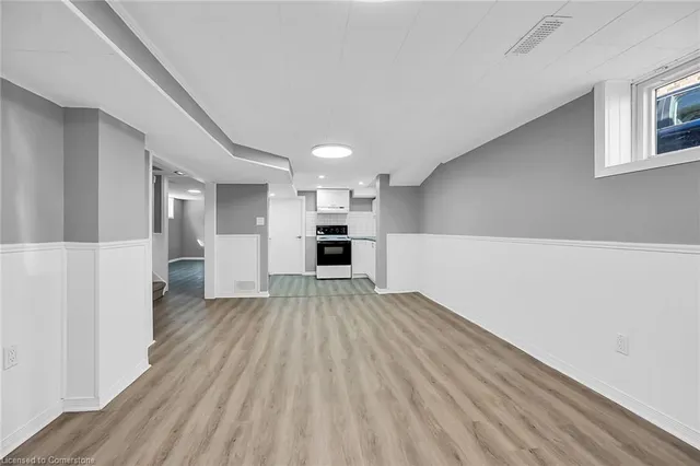 Additional image 39 of 125 Erin Ave