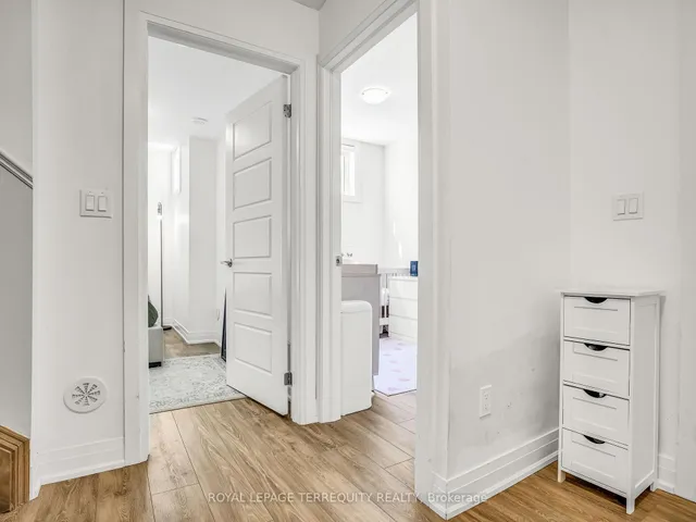 Additional image 29 of 715 Lawrence Ave Unit 23