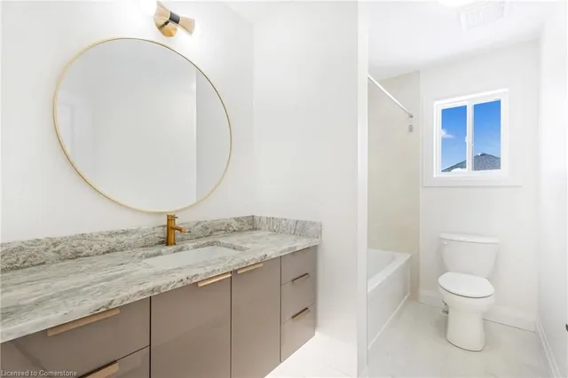 Additional image 40 of 37 Roselawn Ave