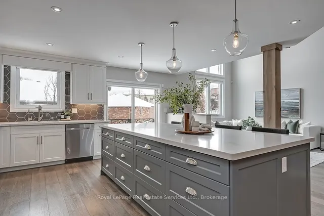 Additional image 11 of 59 Livingstone Dr