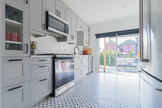 Additional image 17 of 55 Cheever St