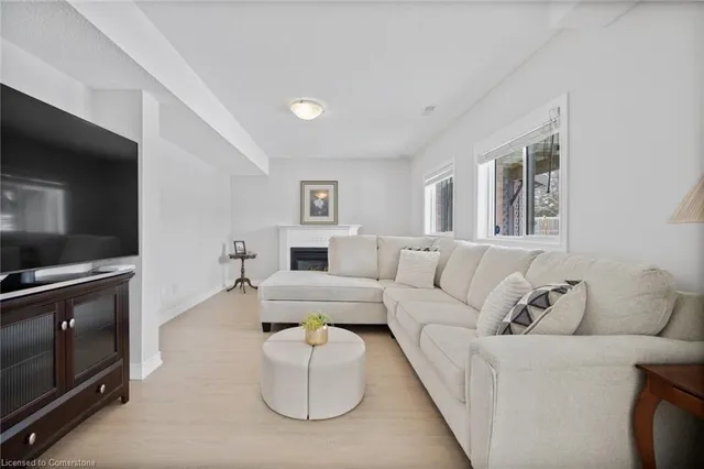 Additional image 34 of 46 Pentland Rd