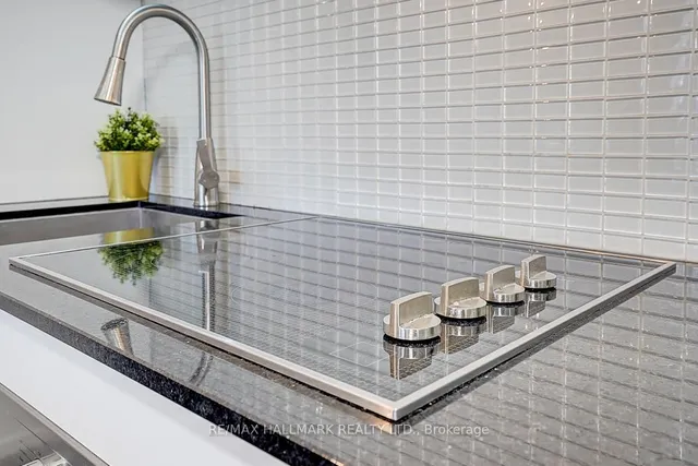 Additional image 19 of 5 St Joseph St Unit 1806