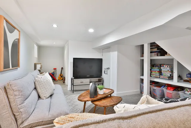 Additional image 36 of 28 Muriel Ave