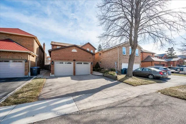 Additional image 34 of 83 Lord Simcoe Dr