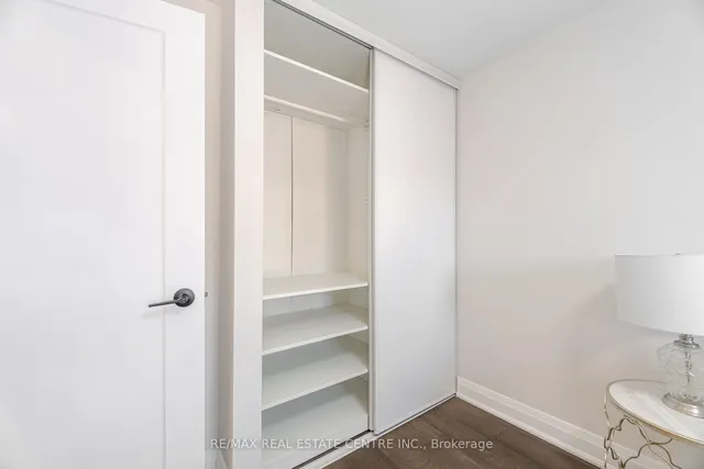 Additional image 33 of 103 HuntingDale Blvd