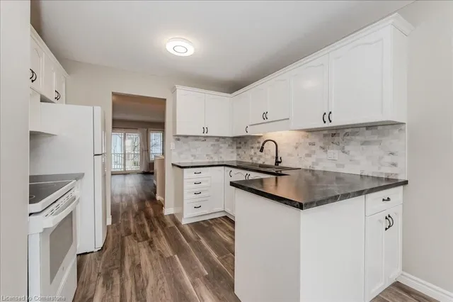 Additional image 3 of 50 Midland Dr Unit 28