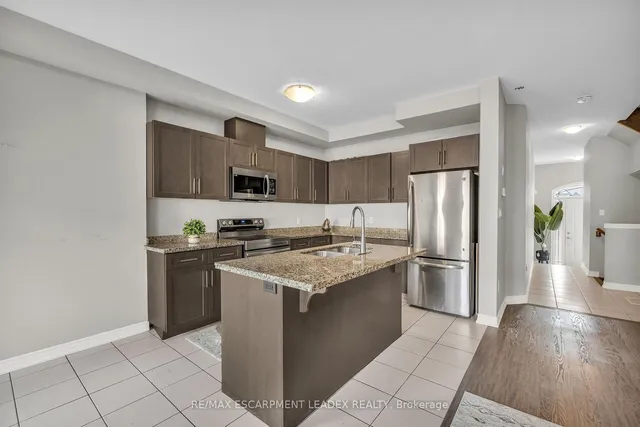 Additional image 8 of 71 Sonoma Valley Cres