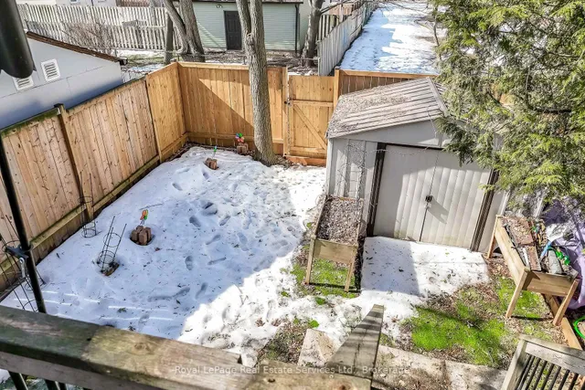 Additional image 34 of 176 Leyton Ave