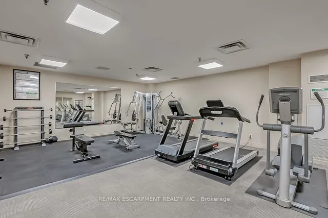 Additional image 37 of 399 Elizabeth St Unit 411