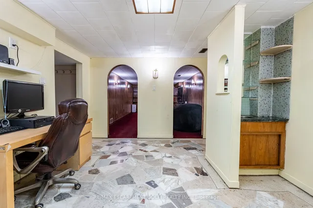 Additional image 26 of 16 Gatineau Dr