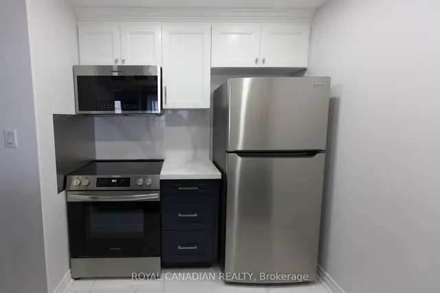 Additional image 17 of 88 Corporate Dr Unit 2418