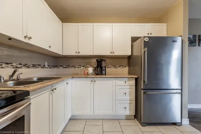 Additional image 32 of 75 Glenburn Crt Unit 409