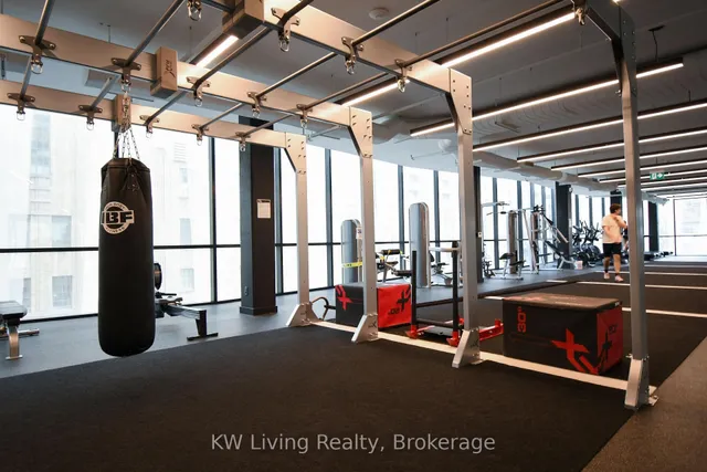 Additional image 23 of 85 Wood St Unit 3201