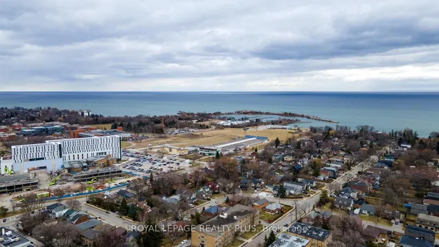 Additional image 47 of 45 Elder Ave