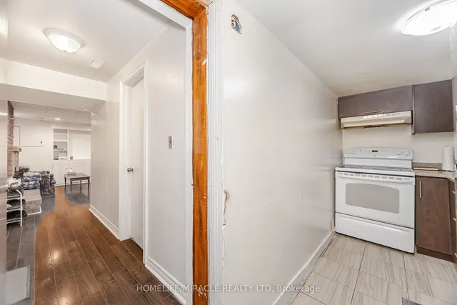 Additional image 35 of 23 Strathavon Dr