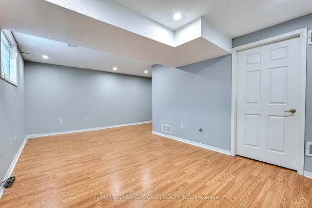 Additional image 26 of 800 Paramount Dr Unit 31