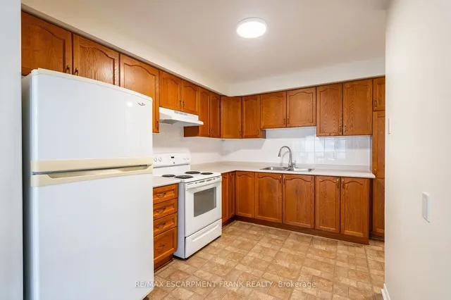 Additional image 11 of 1310 Upper Wentworth St Unit 7