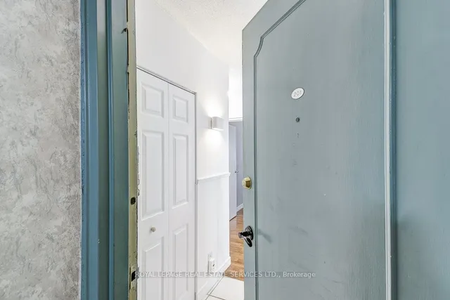 Additional image 10 of 81 CHARLTON Ave Unit 201