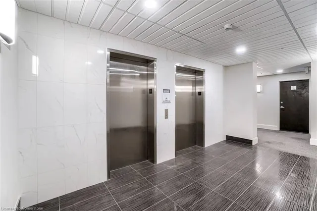 Additional image 5 of 112 King St Unit 1104