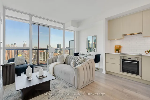 120 Parliament St Unit 1603