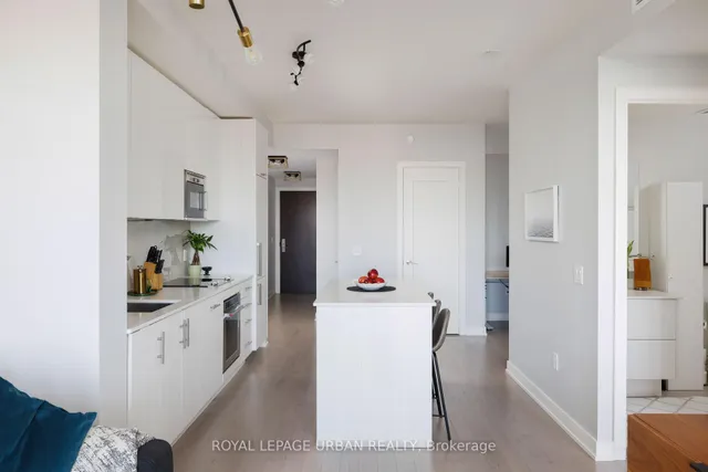 Additional image 10 of 330 Richmond St Unit 1006