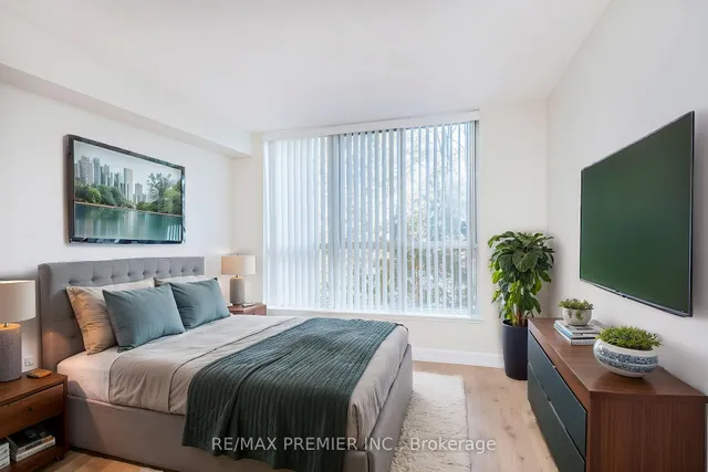 Additional image 17 of 20 Southport St Unit 313