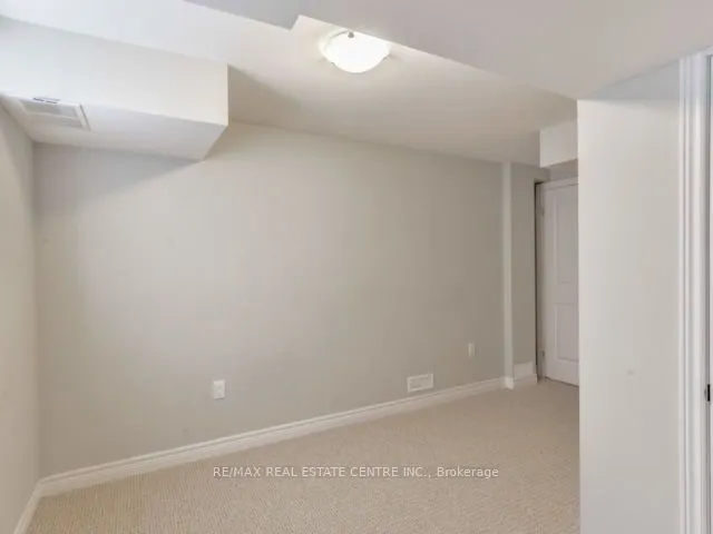 Additional image 15 of 377 GLANCASTER Rd Unit 18