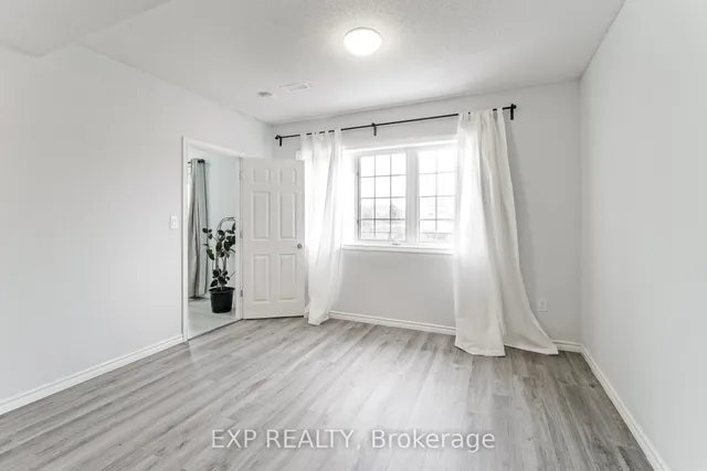 Additional image 33 of 42 Merlin Dr