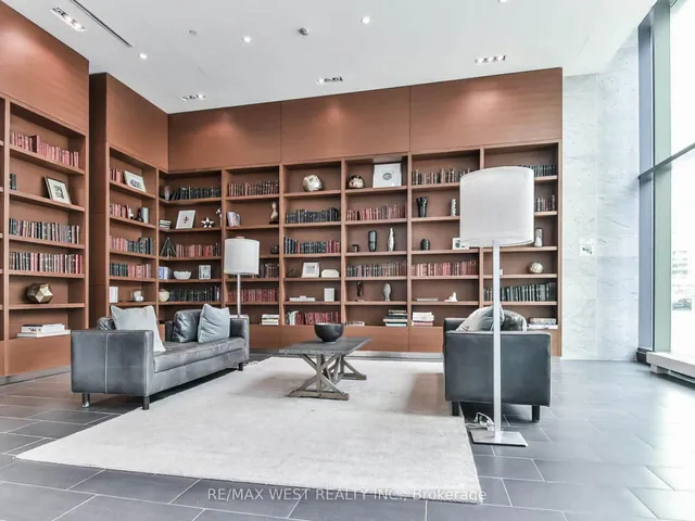 Additional image 6 of 170 Fort York Blvd Unit 1208