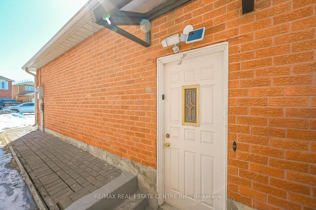 Additional image 19 of 83 Acadian Hts