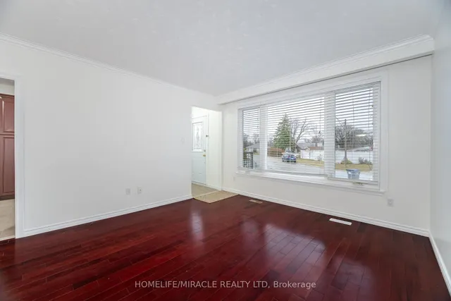 Additional image 33 of 18 Albion Cres