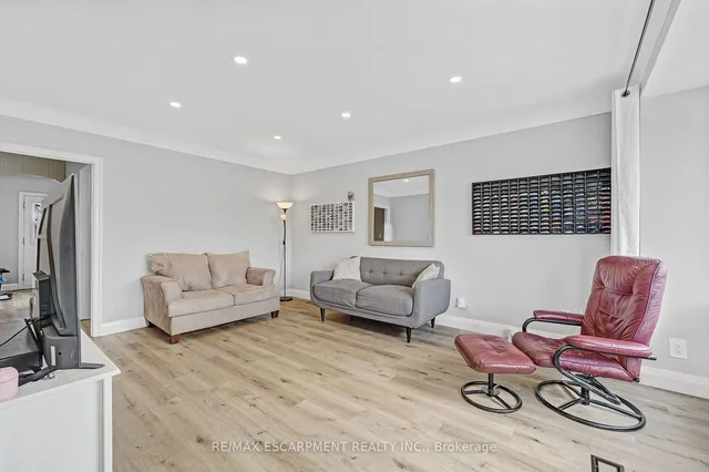 Additional image 8 of 237 East 19th St