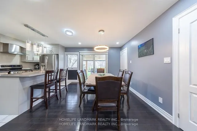 Additional image 33 of 103 Oakley Blvd