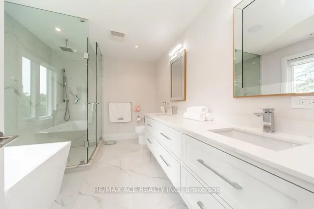 Additional image 16 of 44 Muir Dr