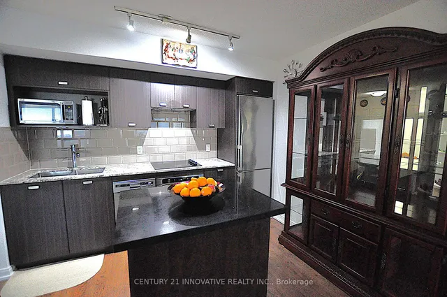 Additional image 5 of 275 Village Green Sq Unit 2616