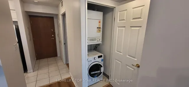 Additional image 9 of 11 Lee Centre Dr Unit 805