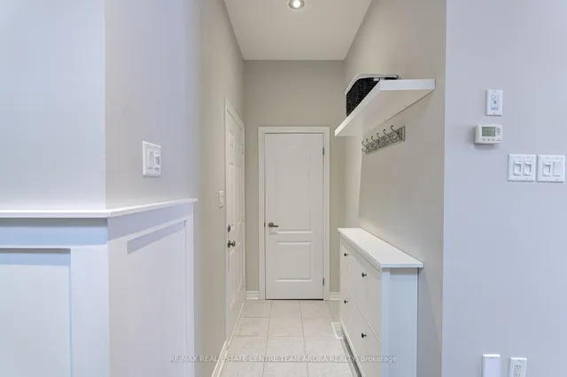 Additional image 28 of 37 Coastline Dr