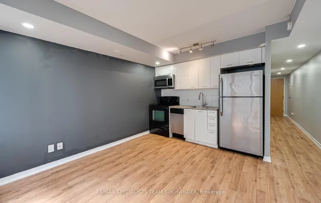 Additional image 20 of 20 Joe Shuster Way Unit 408