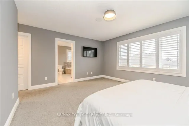 Additional image 20 of 362 Moorlands Cres