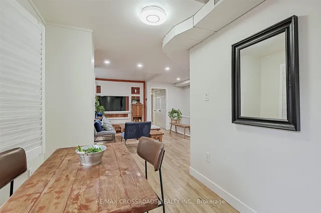 Additional image 10 of 105 Runnymede Rd